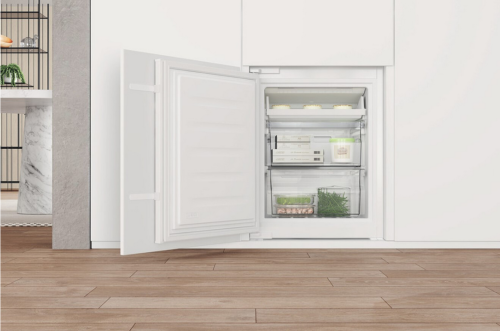 Холодильник WHIRLPOOL WHC20T121 - Зображення 6
